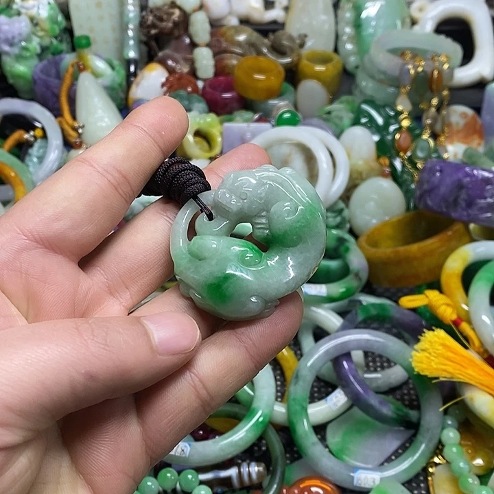 颈饰未镶嵌翡翠缅甸翡翠首饰配饰