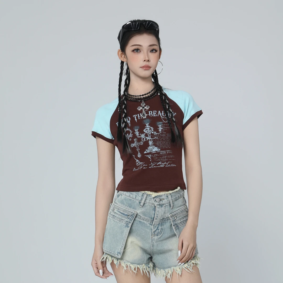 街头辣妹插肩T恤A5F02C0131