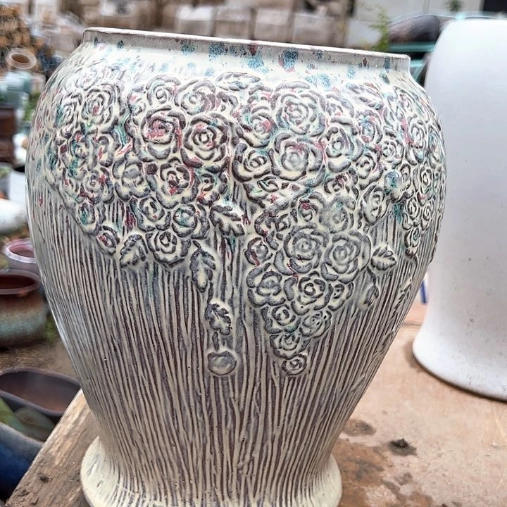 紫砂花盆口19高29。。。。。。。。。。。。。