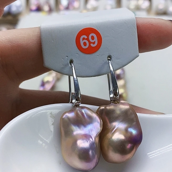 银S925镶嵌耳饰淡水珍珠