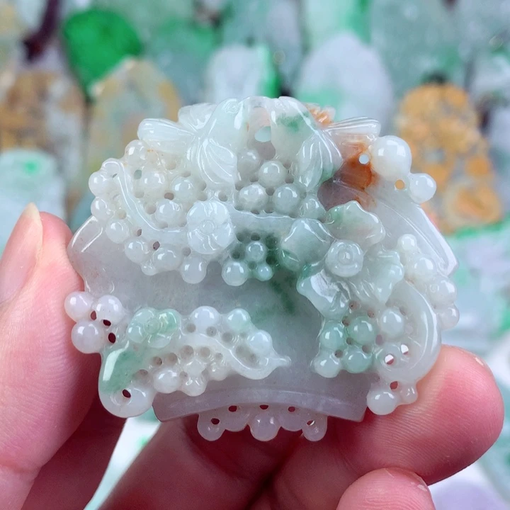 翡翠未镶嵌吊坠(不含链)