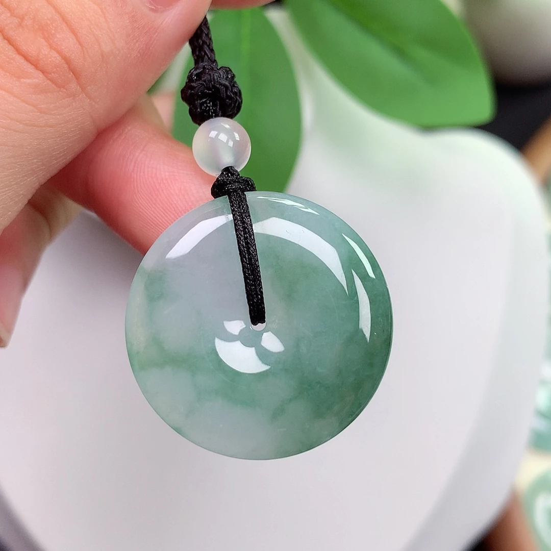 颈饰未镶嵌翡翠平安扣 27.6x5.2mm