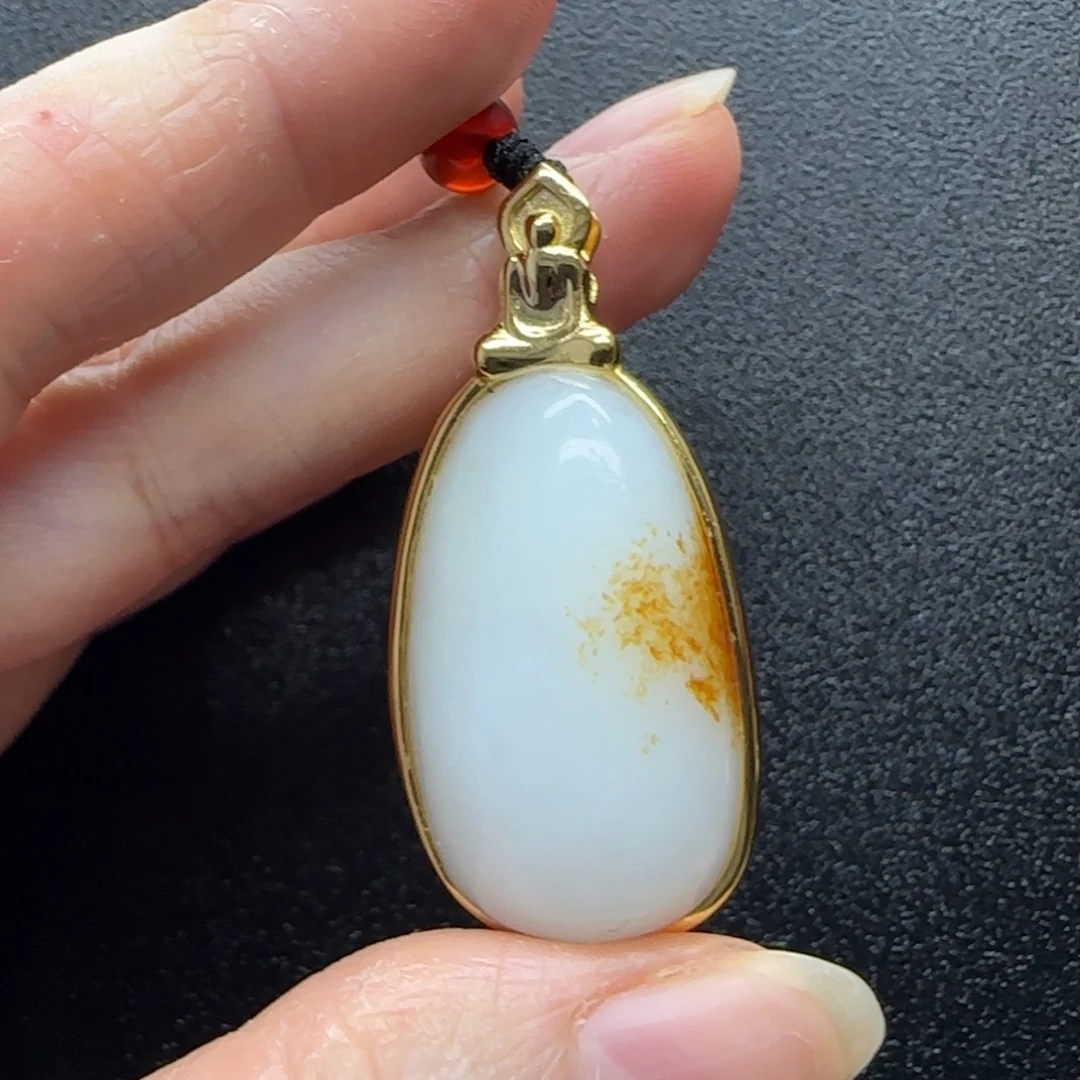 和田玉未镶嵌挂件