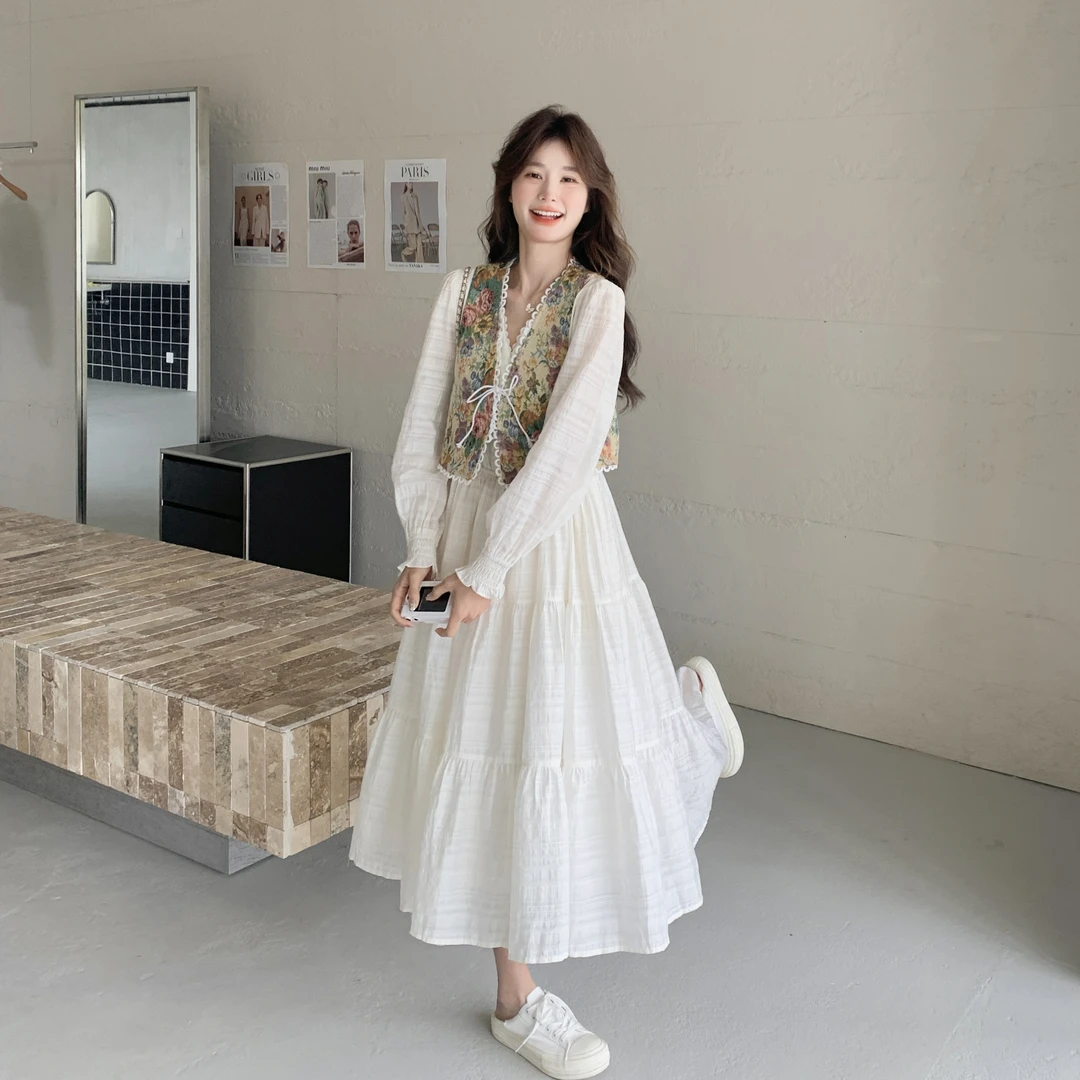 法式复古时尚气质套装女2025秋季新款设计感绣花马甲连衣裙两件套