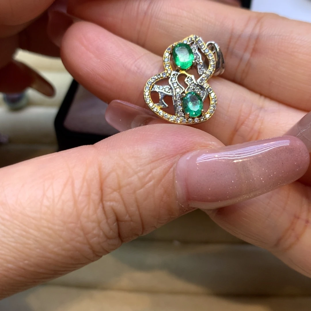 颈饰银S925镶嵌祖母绿