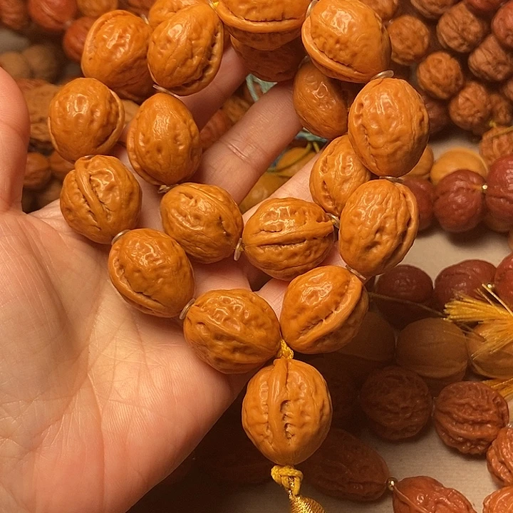 文玩核桃手串小木鱼
