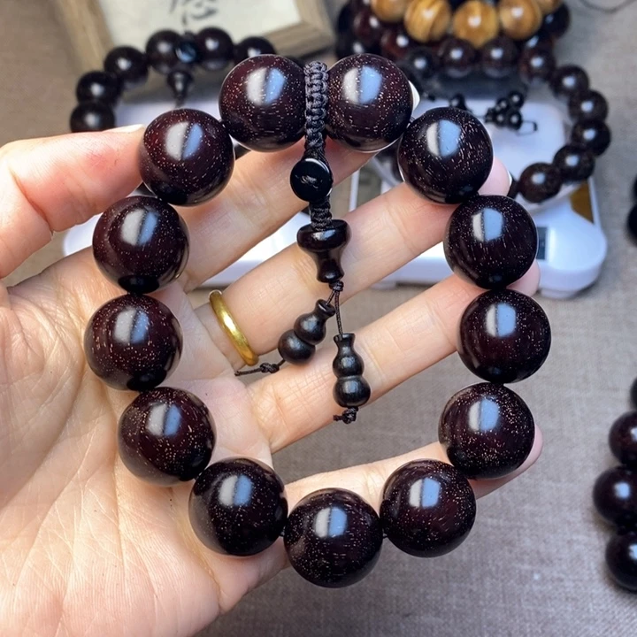 檀香紫檀（小叶紫檀）1.8满