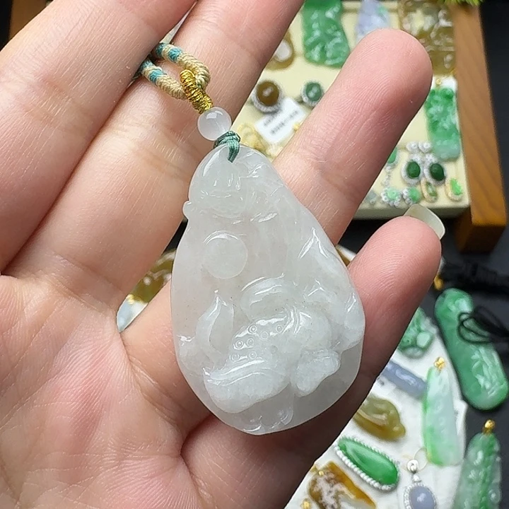 翡翠未镶嵌颈饰翡翠未镶嵌荷花牌吊坠