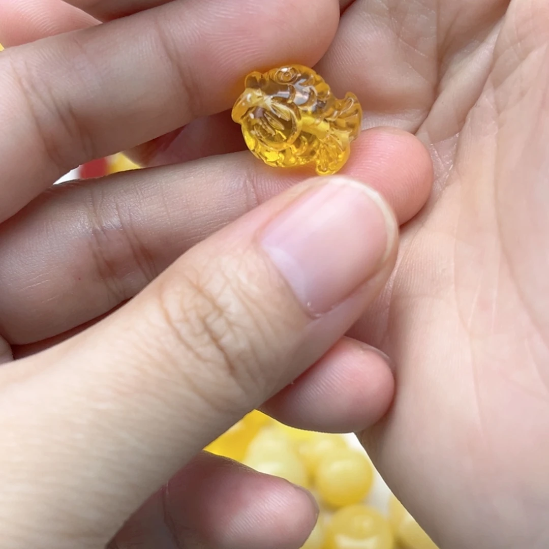 裸石蜜蜡未镶嵌配饰
