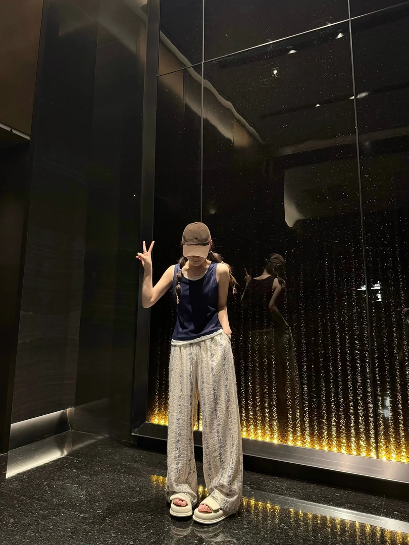 BETTERJOELAY -【潮流背心】时尚吊带背心性感领边百搭气质ZZ3950