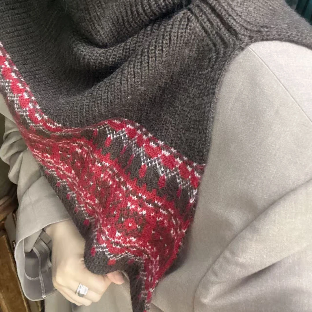 2025年秋冬氛围感披肩费尔岛羊毛柔软搭配单品高领围脖