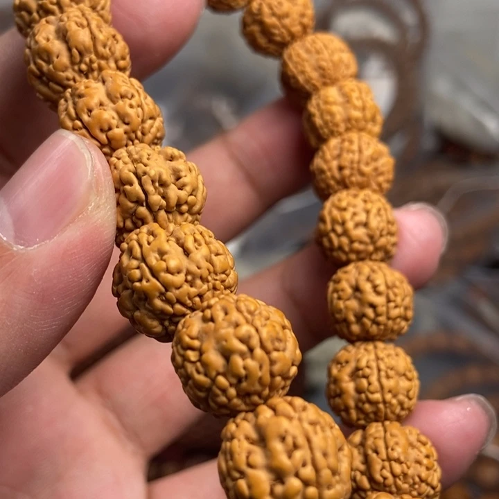 猴头核桃吊坠玉****?今天