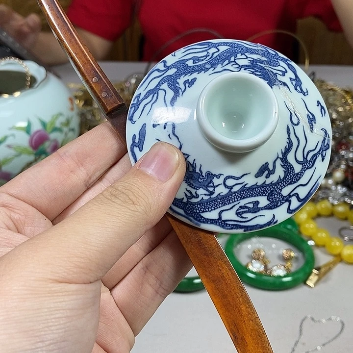 瓷片不会哈哈哈哈哈哈哈哈哈哈