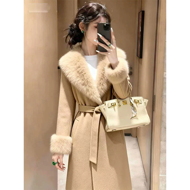 高端大气上档次大衣气质轻奢高级感卡其色毛领系带中长款外套女冬