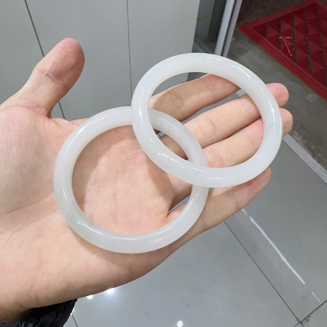 天然天山翠手镯多样性拍一发一yc