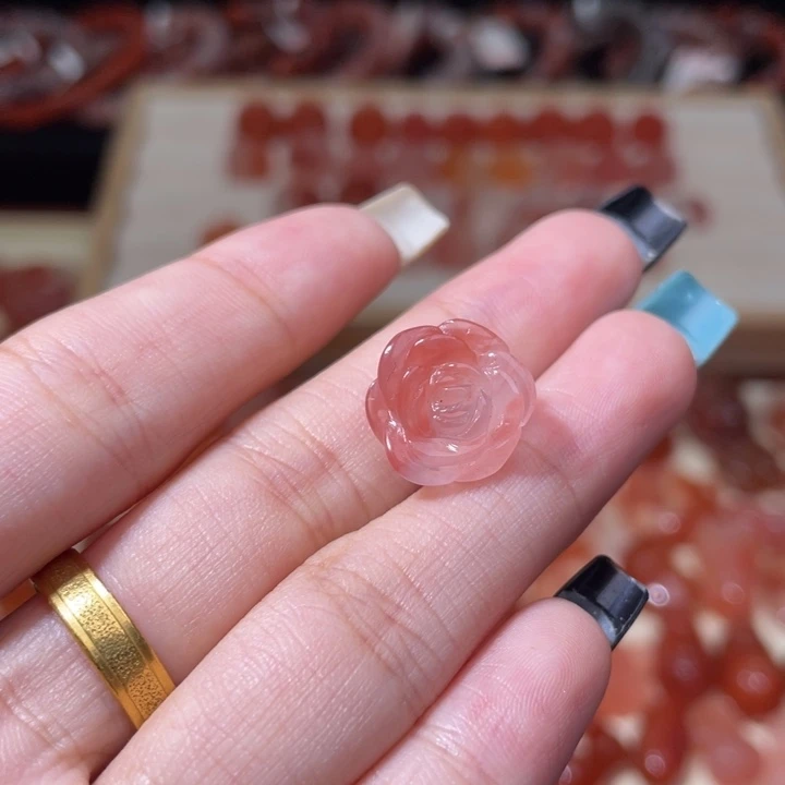 南红玛瑙山茶花通孔未镶嵌2061