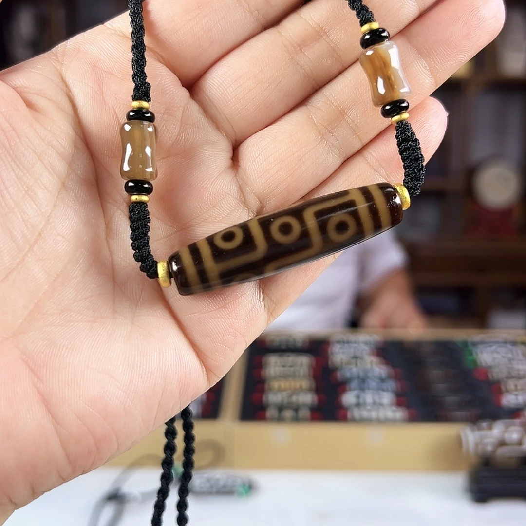 玛瑙/玉髓合金颈饰～黑金