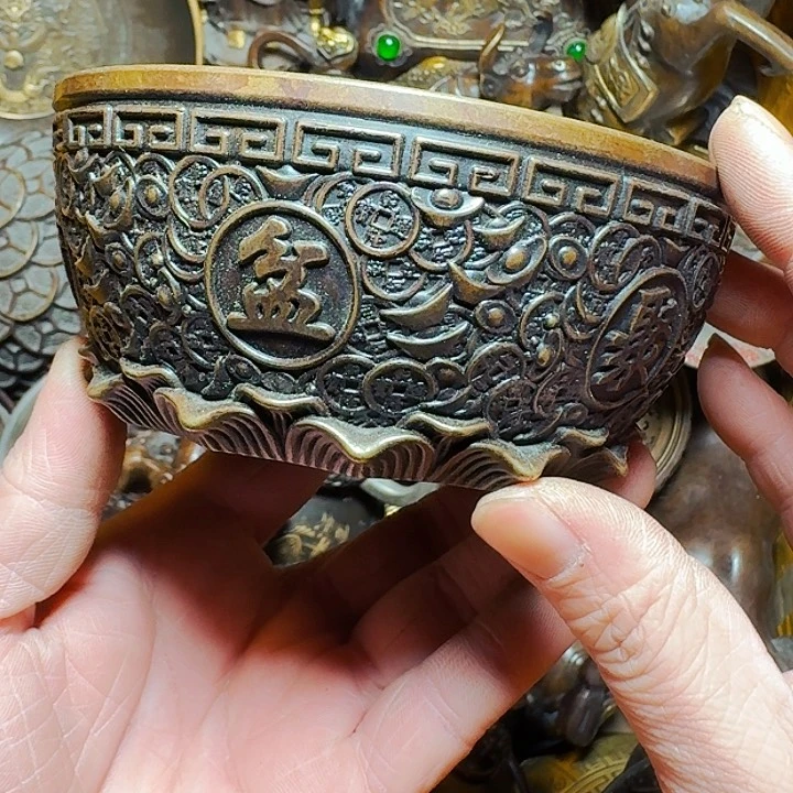 铜器摆件收收藏藏