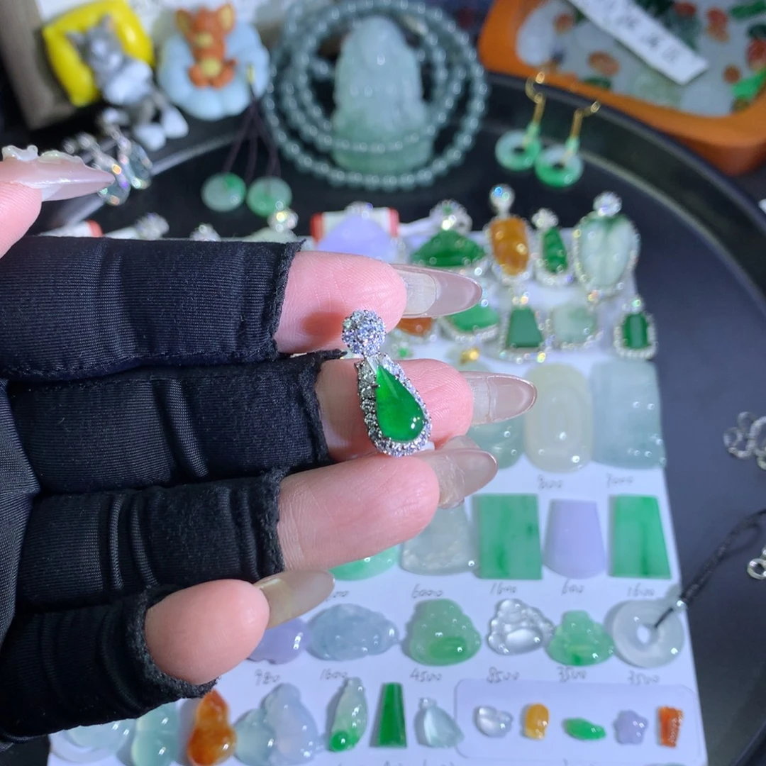 翡翠银S925镶嵌吊坠(不含链)绿水滴