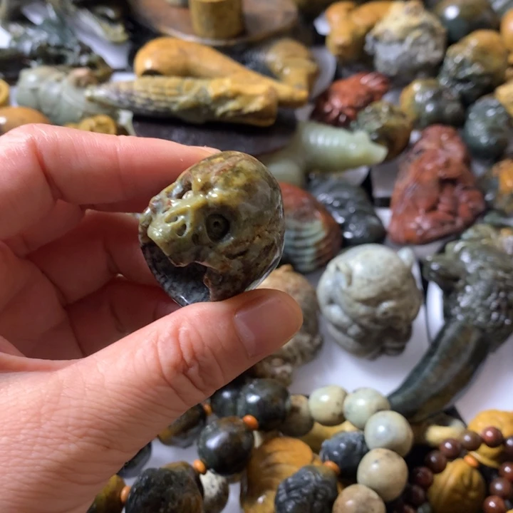 岫岩河磨玉（透闪石质玉）未镶嵌把件