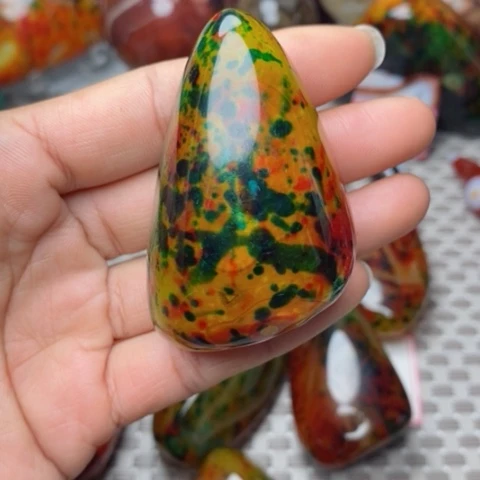 未镶嵌玛瑙/玉髓珠宝奇石君****5打孔不退不换