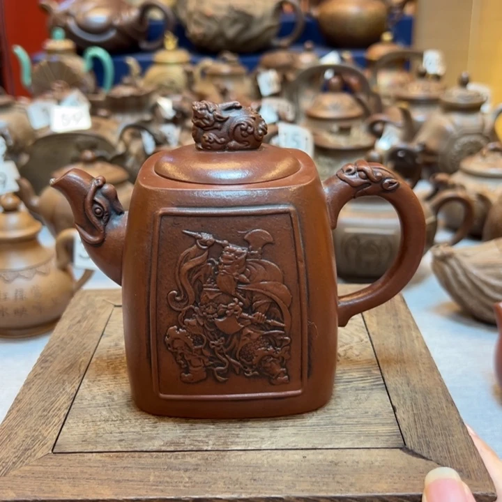 紫砂壶等艺术精品