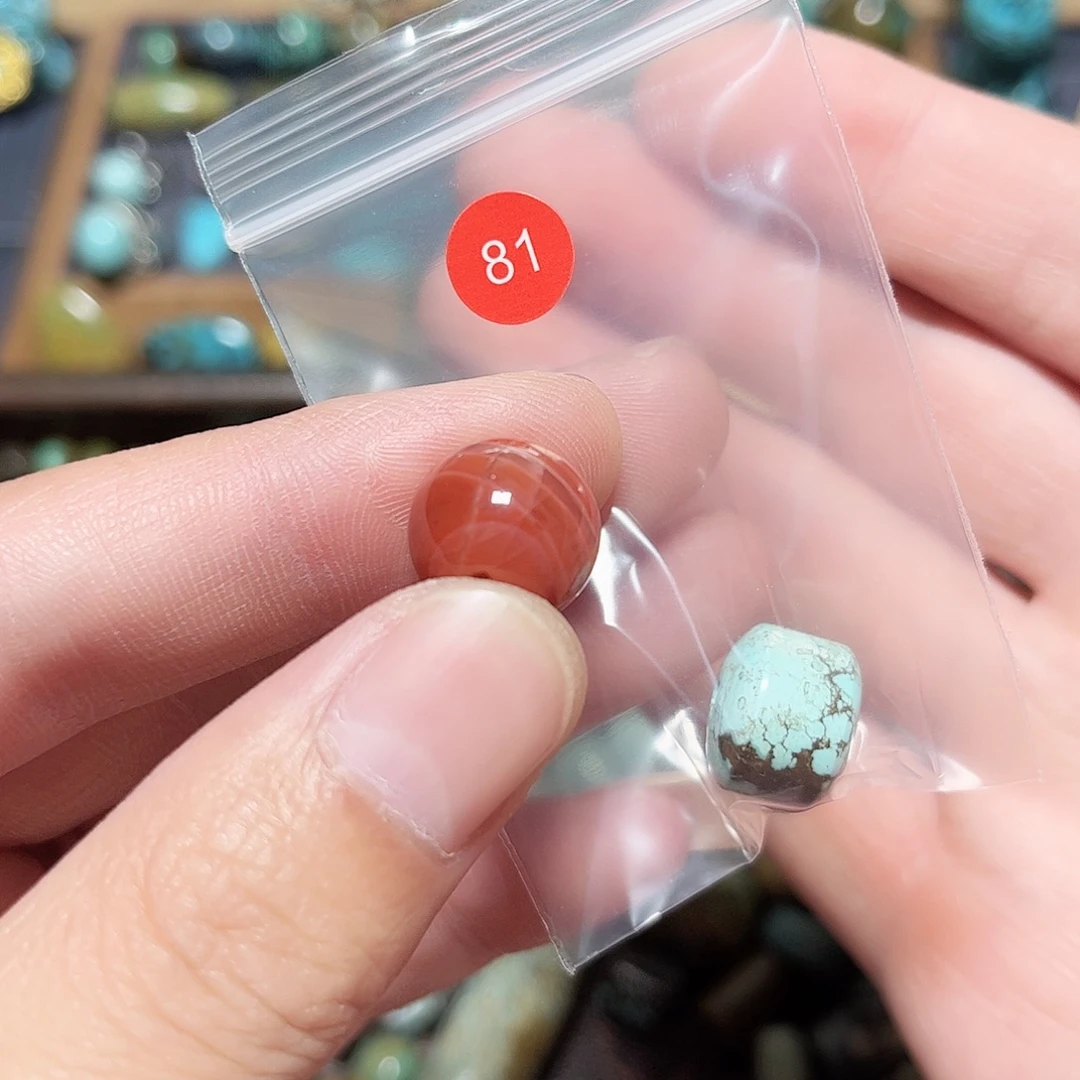 舍***得玛瑙/玉髓未镶嵌圆珠桶珠老型手串！！