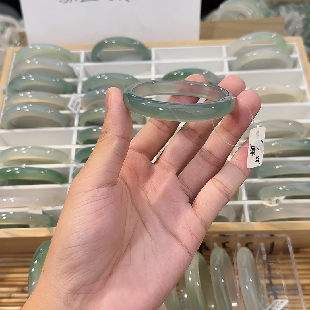 手镯玛瑙/玉髓未镶嵌圈口55.6
