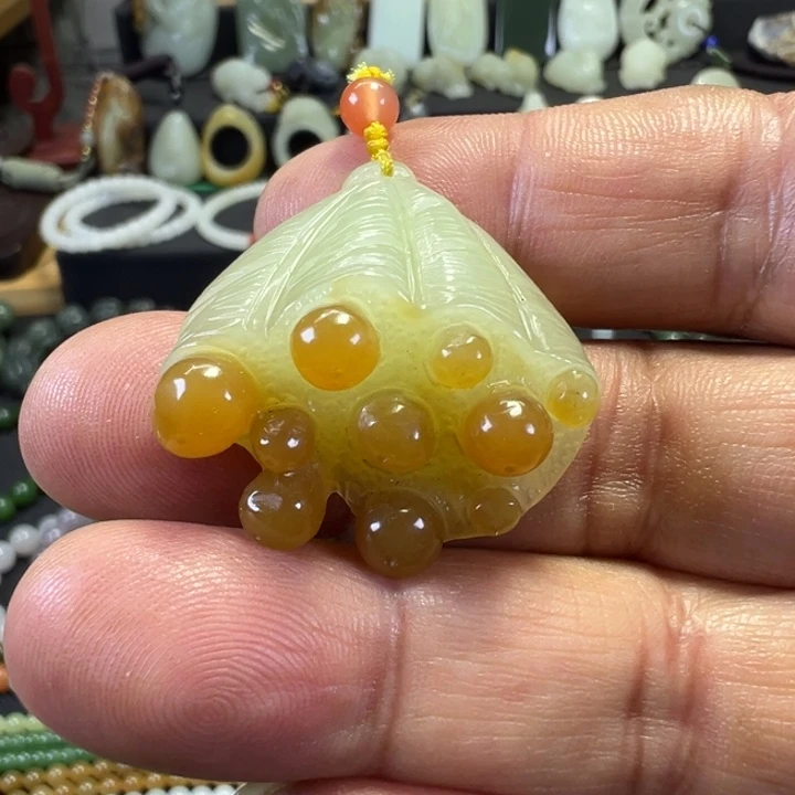 和田玉未镶嵌吊坠(不含链)