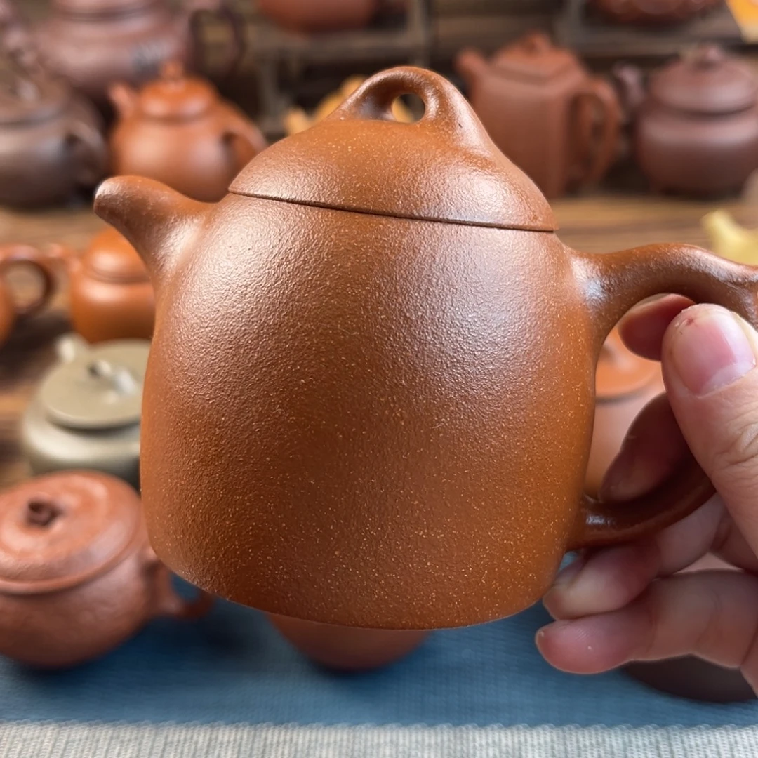 紫砂茶壶手工制作工艺精湛