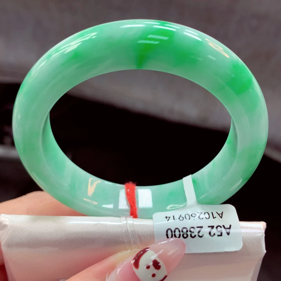 翡翠手镯未镶嵌（莫莫26）52正23号