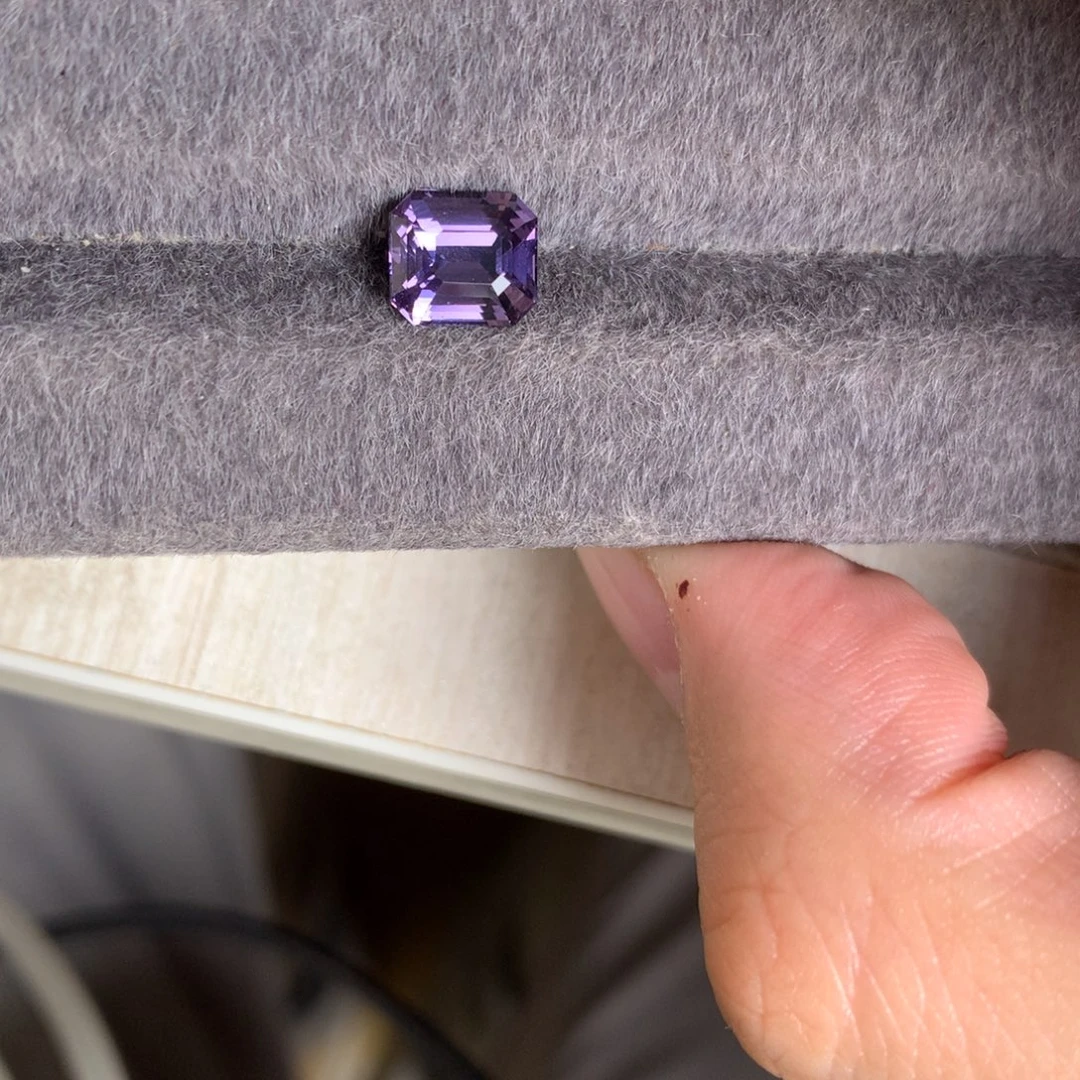 尖晶石裸石2.13 紫罗兰