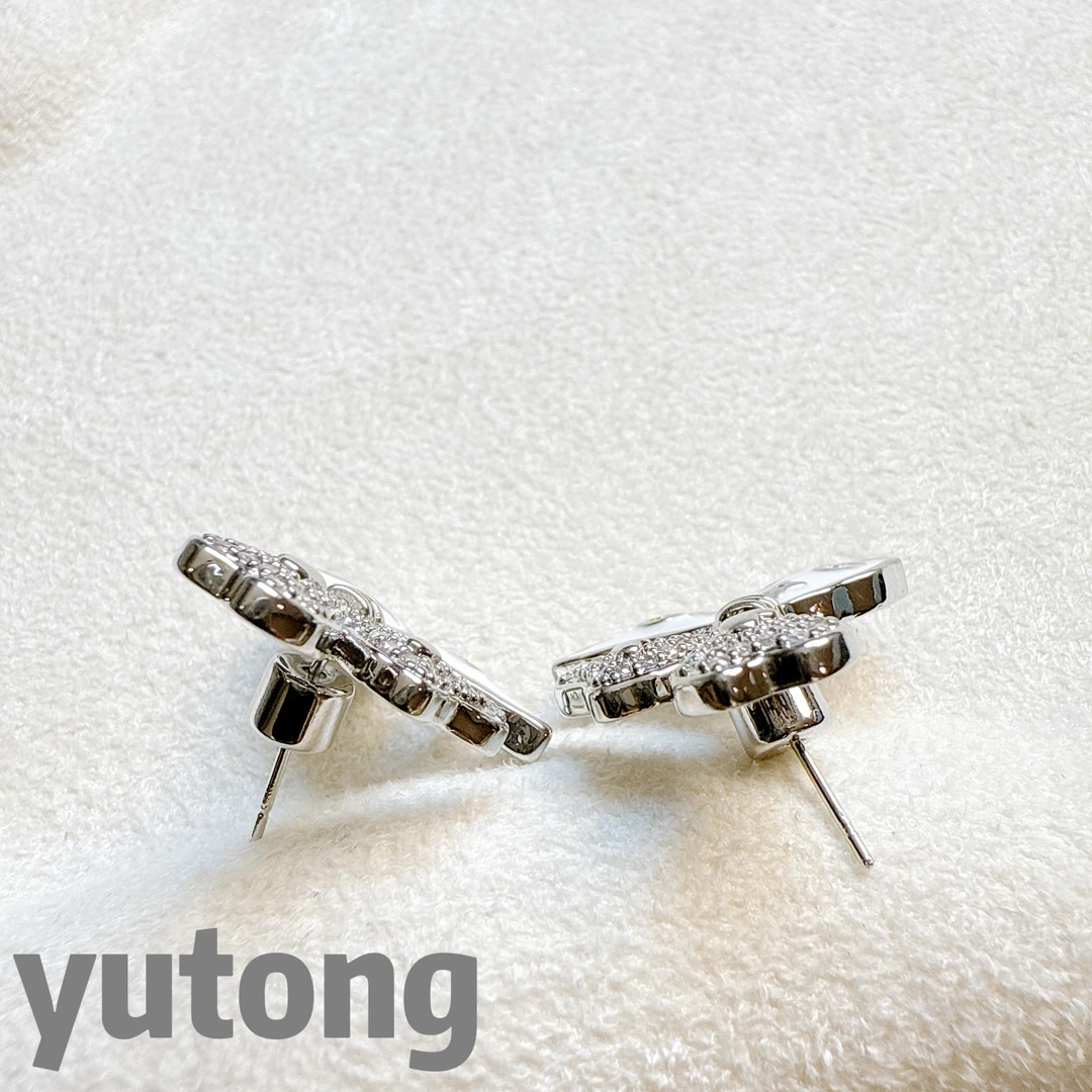 铜合金锆石耳饰 【雨桐轻奢饰品】设计款耳环YT01751