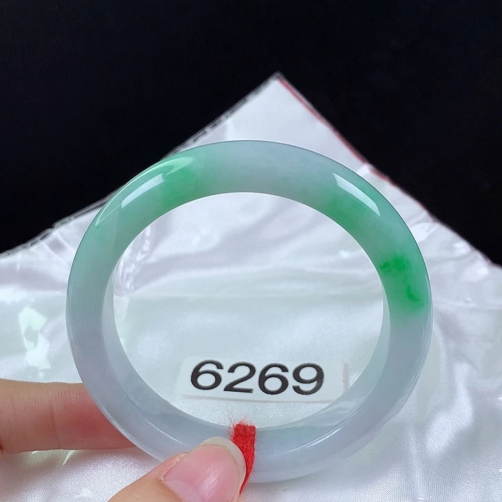 未镶嵌手镯翡翠54圈