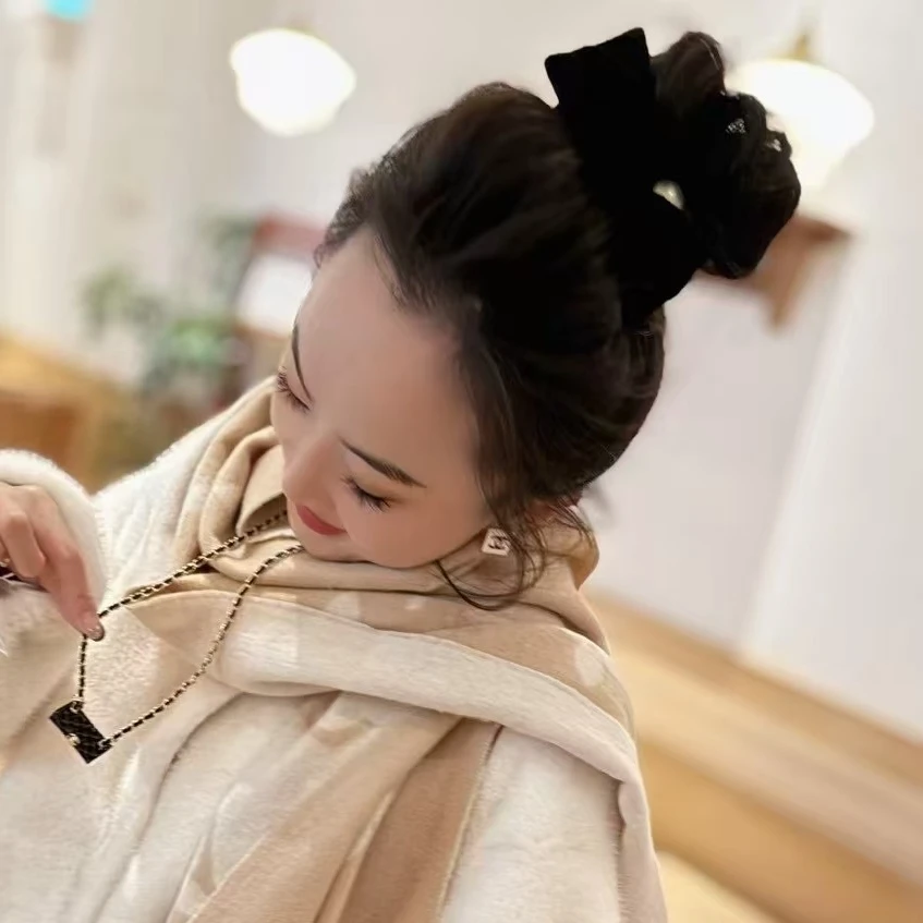 A1111刘梅自留蝴蝶结发饰