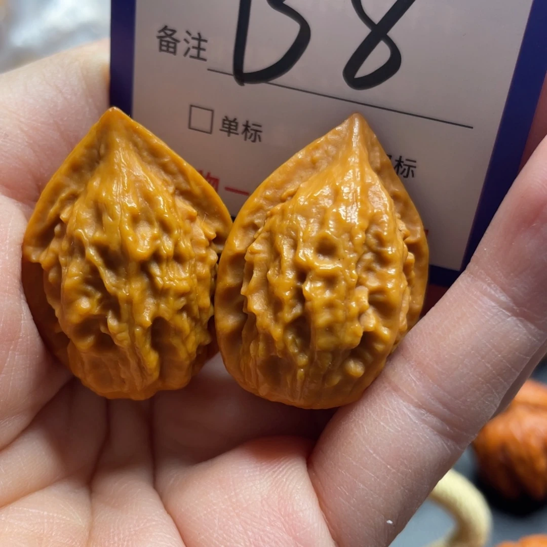 文玩核桃吊坠核桃