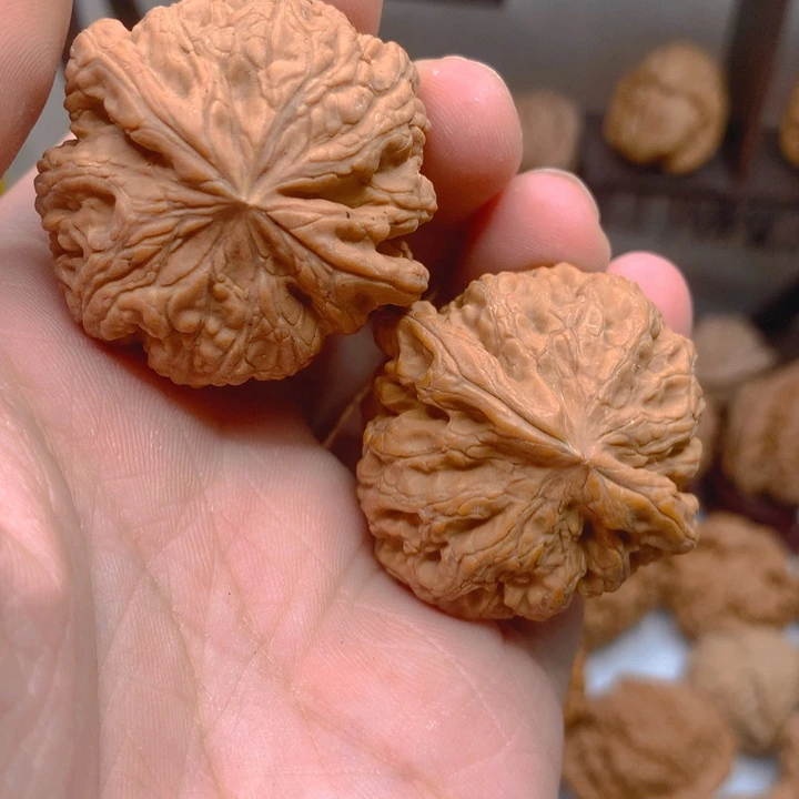 吊坠文玩核桃39 大粗筋