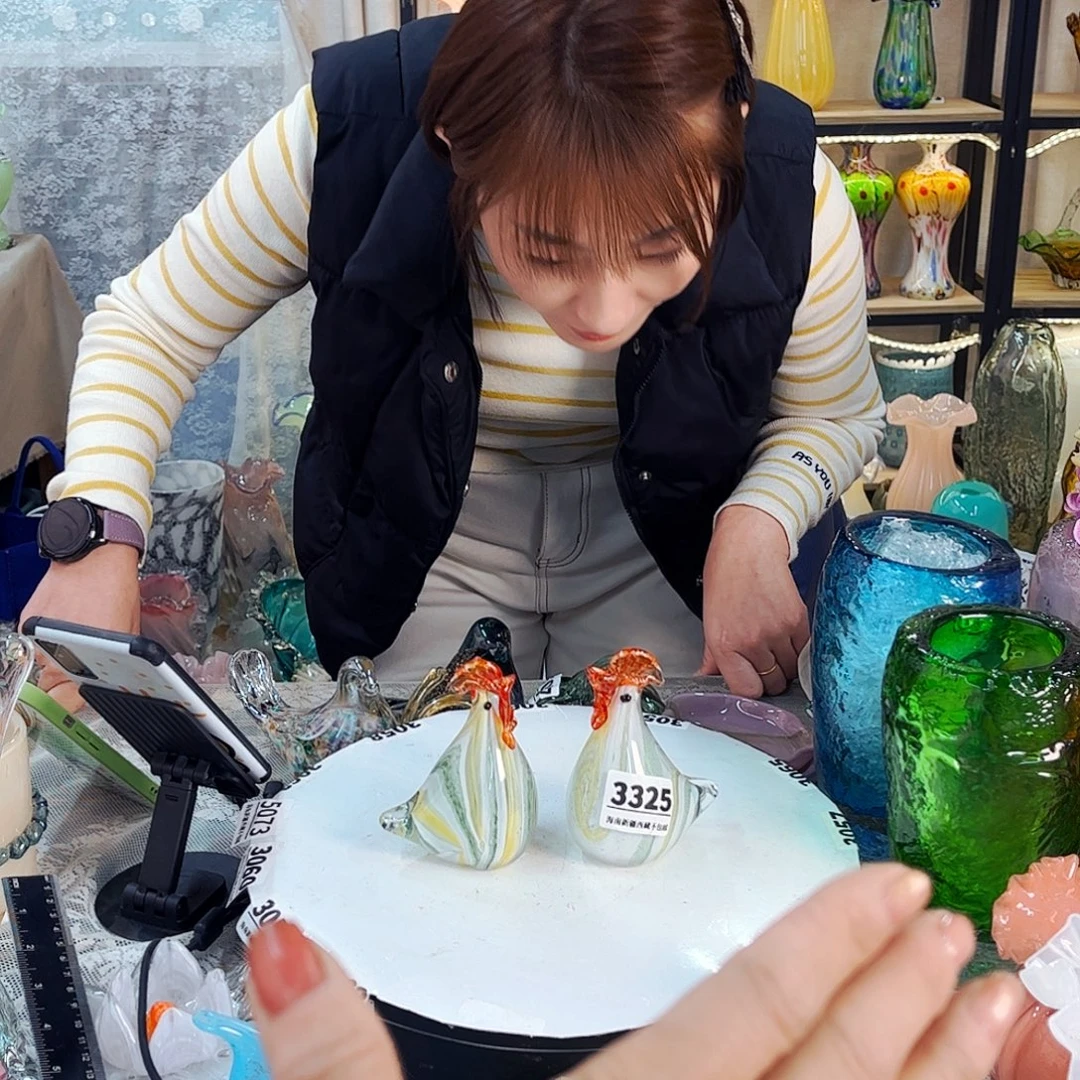 一对鸡 家悦琉璃工艺品不完美