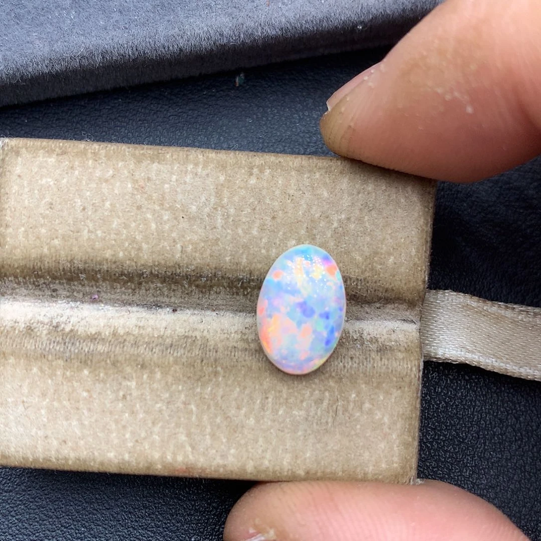 未镶嵌欧泊裸石2.23ct澳大利亚