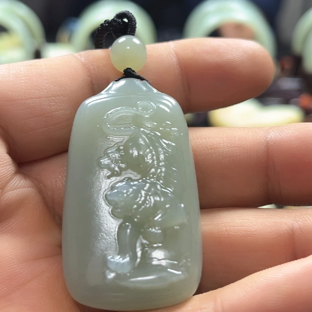 和田玉（青白玉）未镶嵌吊坠(不含链)