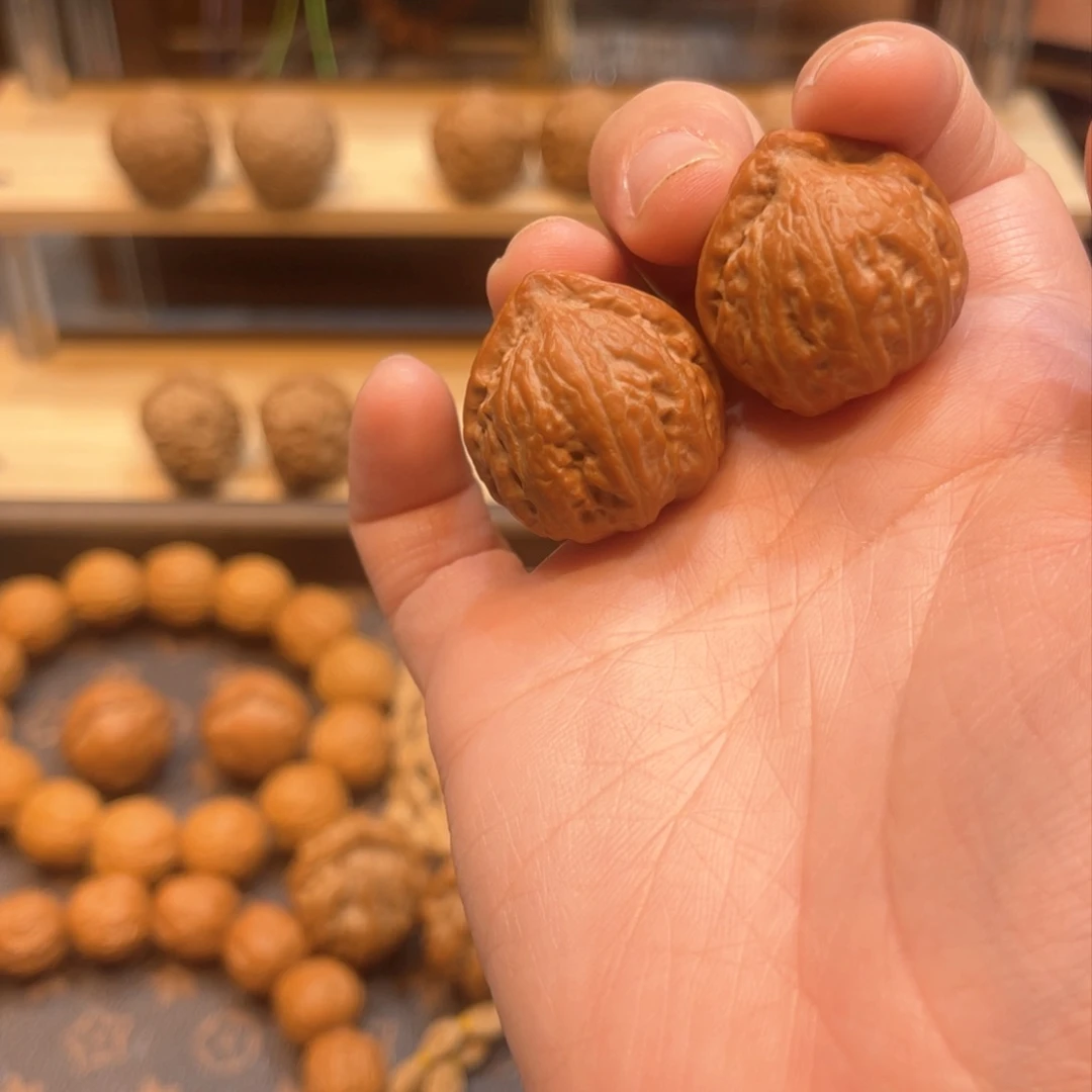 文玩核桃把件糖三角手捻