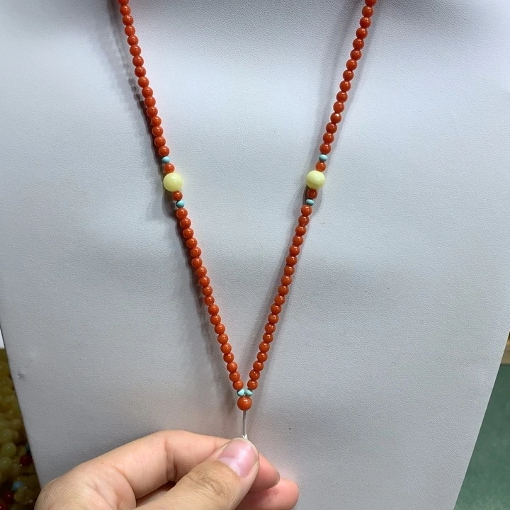 南红玛瑙未镶嵌颈饰3.8mm