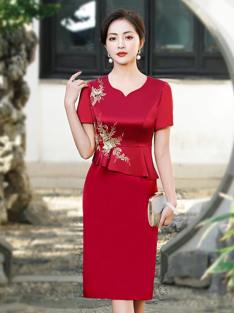喜妈妈礼服2025新款爆款高端改良婚宴场合女装红色旗袍婚庆连衣裙