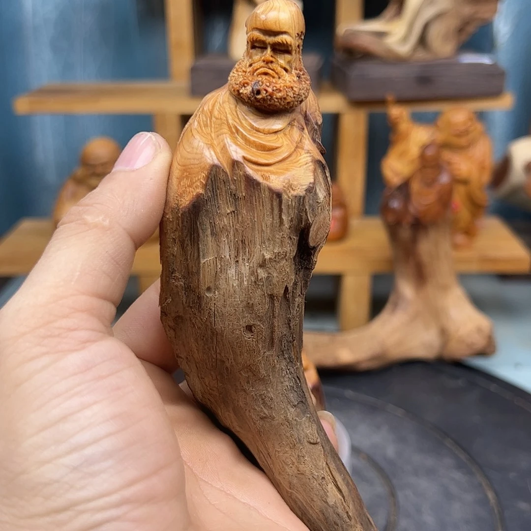 木吉***意崖柏木摆件手把件