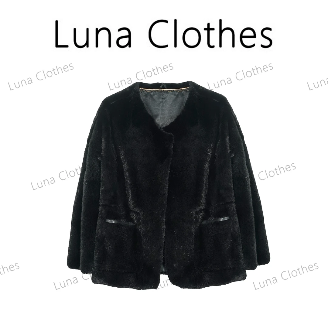 张妍LUNA圆领双口袋百搭水貂外套B-8031