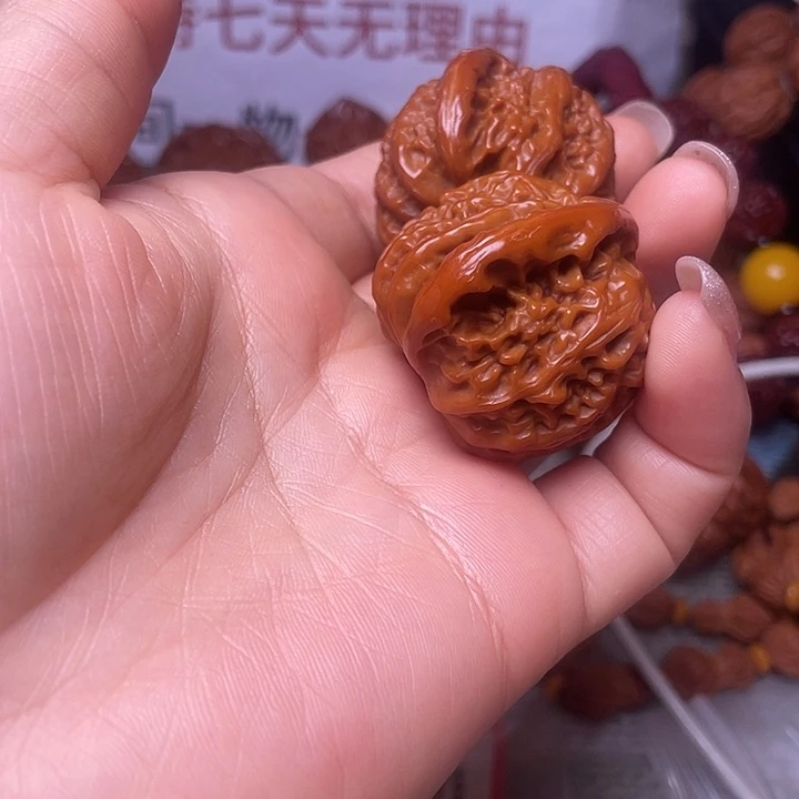 独***败吊坠文玩核桃