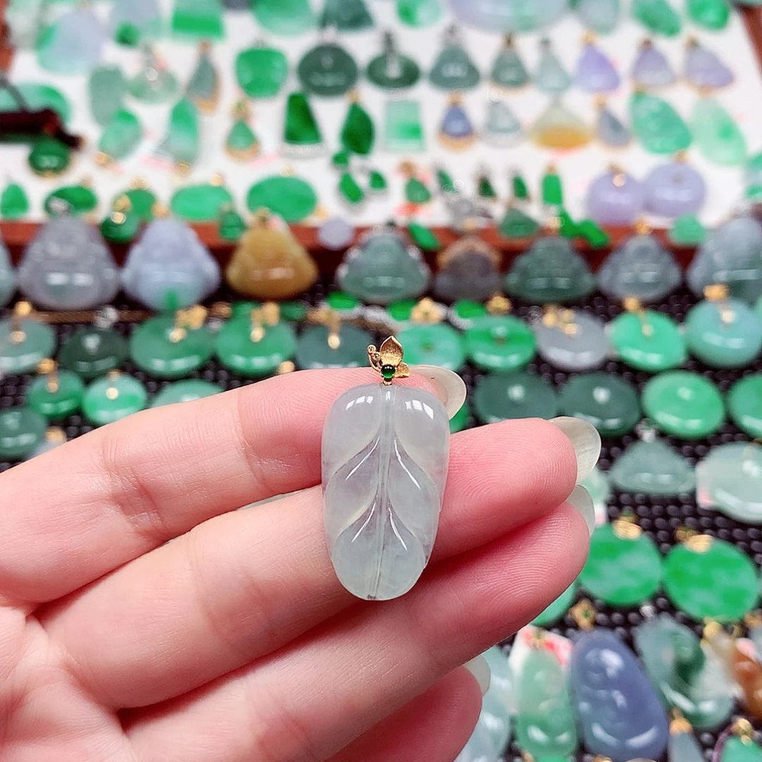 吊坠(不含链)18K金镶嵌翡翠