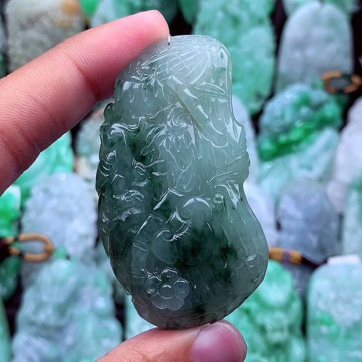 翡翠未镶嵌吊坠(不含链)