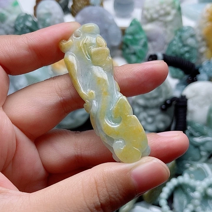 翡翠未镶嵌吊坠(不含链)1