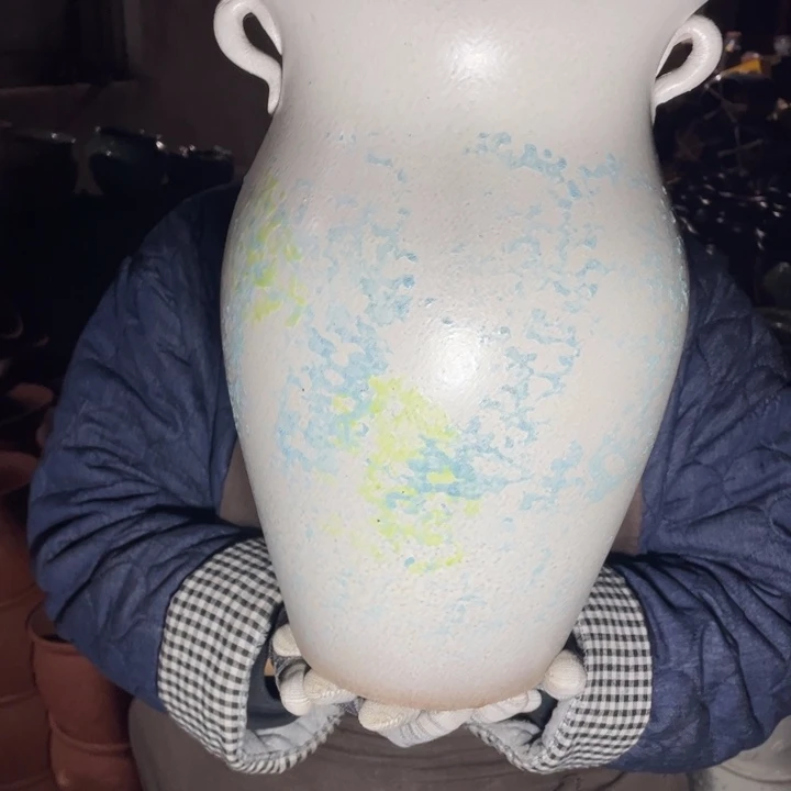 紫砂花盆口20高32瑕疵瑕疵